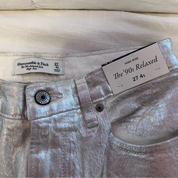 The 90s Relaxed (Metallic Coated) - Picture 6 of 6